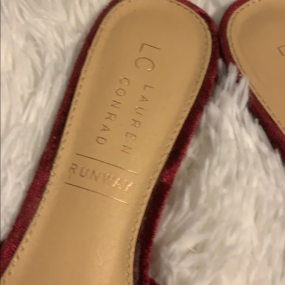 LC Lauren Conrad runway collection velvet slides - Picture 3 of 4